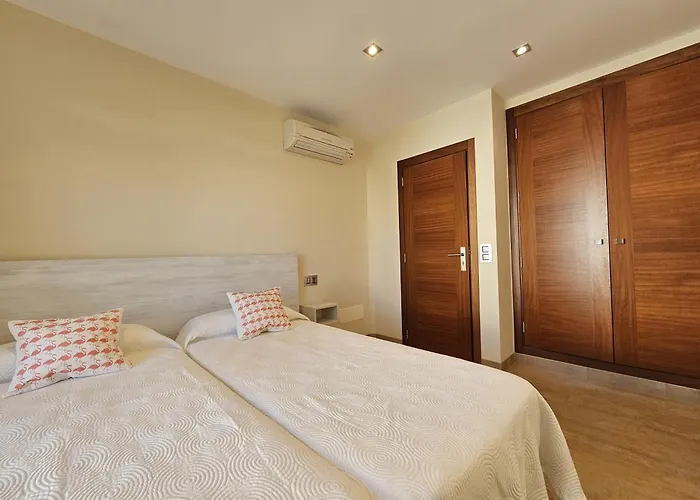 Antonia Holiday home